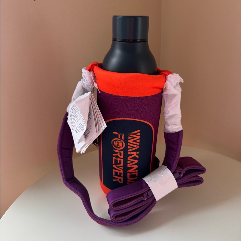 Disney Marvel Wakanda Forever Water Bottle & Holder